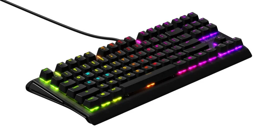 کیبورد گیمینگ SteelSeries Apex M750 / بهترین کیبوردهای گیمینگ 2021