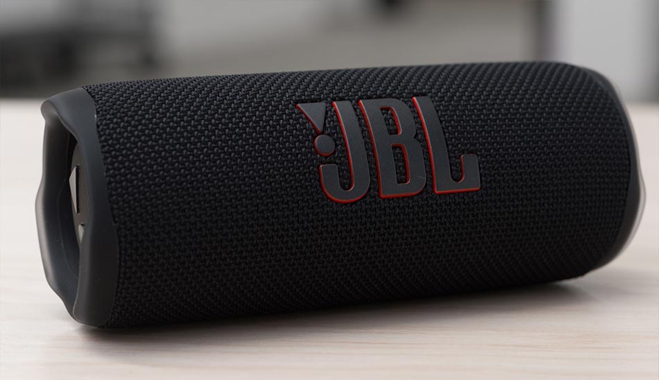 4- JBL Flip 6 | برترین اسپیکر بلوتوث در دنیا بدون حاشیه