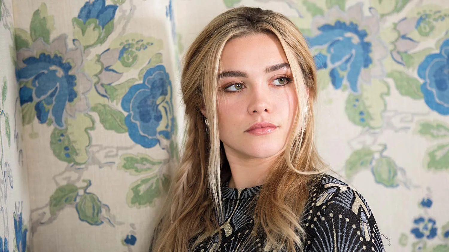 بازیگران فیلم پادشاه یاغی Florence Pugh